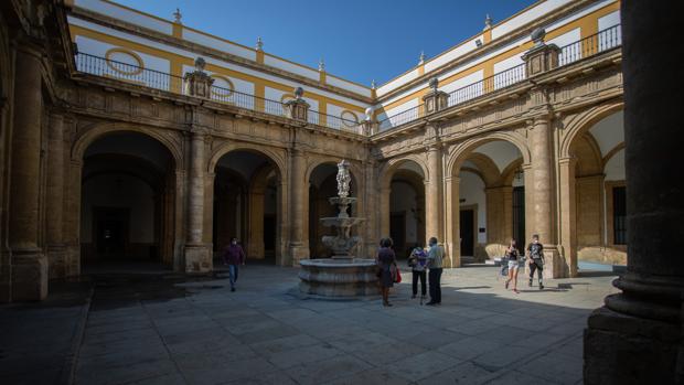 Cinco estudiantes de la Universidad de Sevilla ocupan el primer puesto nacional en sus disciplinas académicas