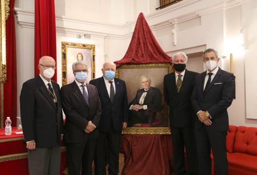 José Luis Serrera, Obdulio Rodríguez-Armijo, Jesús Aguirre, Jesús Castiñeira y Diego Galera junto al retrato de Hugo Galera Davidson