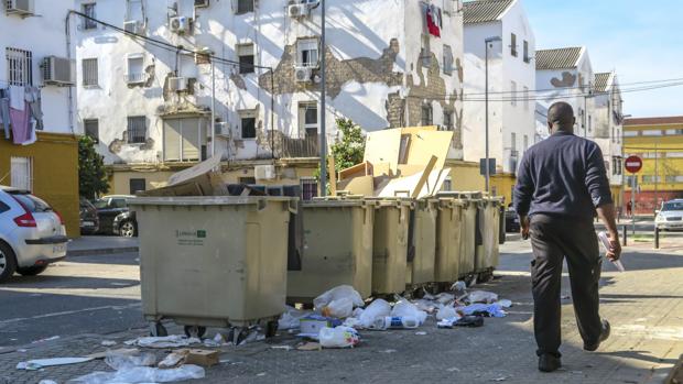 Sevilla sube a 85 millones la cantidad para los seis barrios pobres por la crisis del Covid