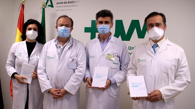 La experiencia de facultativos sirve para la primera guía de bolsillo de Pie Diabético de esta área sanitaria