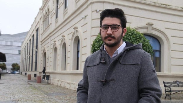 Universidad de Sevilla: «Por desgracia, se copia igual en exámenes presenciales que online»