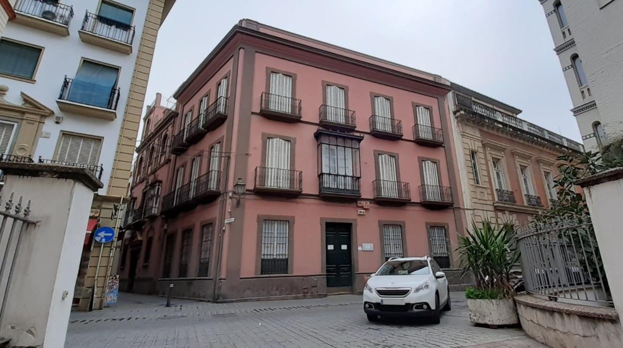 Sede de la Agencia de Vivienda y Rehabilitación de Andalucía en la calle San Gregorio, que acaba de ser vendida