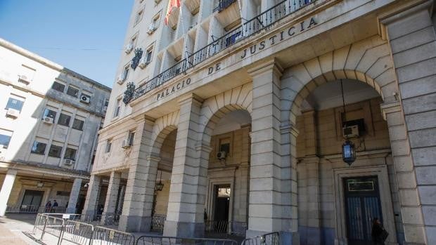 La Fiscalía pide 9 años de cárcel por violar a una estudiante en un hostal de Sevilla