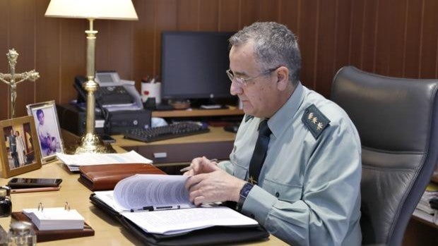 «Los Ayuntamientos deben incrementar sus policías locales y no dejar toda la seguridad a la Guardia Civil»