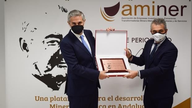 El periodista de ABC de Sevilla Eduardo Barba gana el I Premio de Periodismo ‘Paco Moreno’ sobre minería metálica andaluza