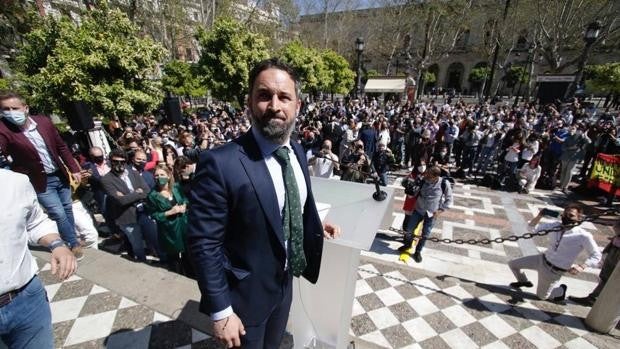 Vox se querella contra Espadas y Sandra García por el despliegue policial en el acto de Abascal en Sevilla