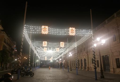 El Ayuntamiento de Sevilla enciende el alumbrado de la ‘Feria’ del Centro