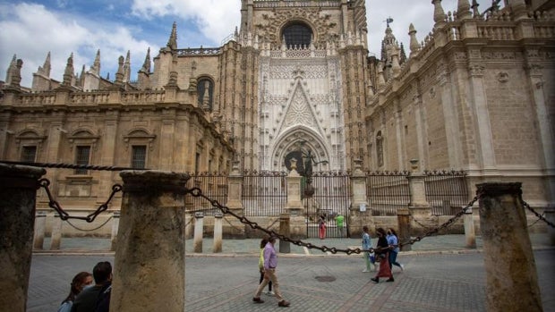 Hoteles y monumentos de Sevilla esperan el inicio de la recuperación en mayo