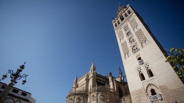 La catedral de Sevilla vuelve a abrir sus puertas a las visitas culturales este lunes