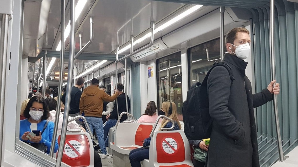 El metro recupera su horario normal los fines de semana