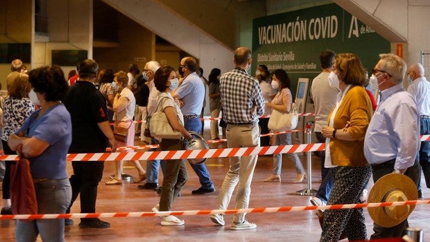 Preocupante crecimiento de la tasa de contagios por Covid en las dos sierras sevillanas