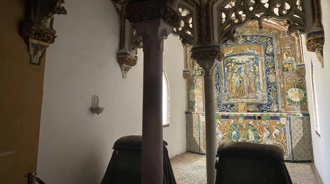 El oratorio de los Reyes Católicos, la joya de la azulejería de Niculoso Pisano en el Alcázar