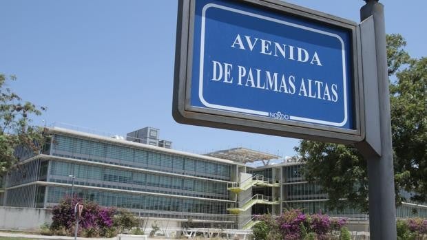 La Junta no ha comprado aún Palmas Altas y Abengoa estudia otra oferta del fondo PSP