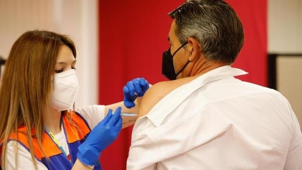 Se mantienen las hospitalizaciones por Covid en Sevilla sin que haya un nuevo fallecimiento