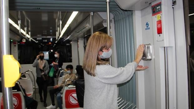 El Metro de Sevilla triplica en el segundo trimestre del año el volumen de usuarios de 2020