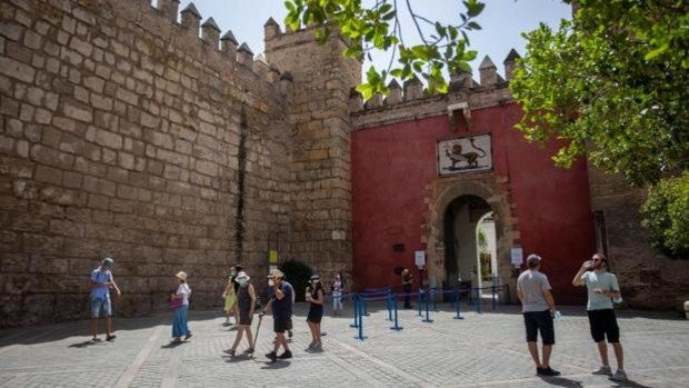 Sevilla, con la tasa de incidencia Covid más baja de las grandes capitales de España