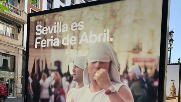 Turismo de Sevilla se lía en su nueva campaña y pone un costalero en un anuncio sobre la Feria