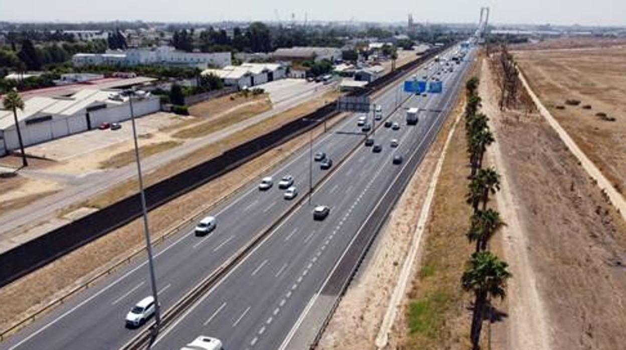 Ampliación de carril en la salida 12 margen izquierda de la ronda SE-30