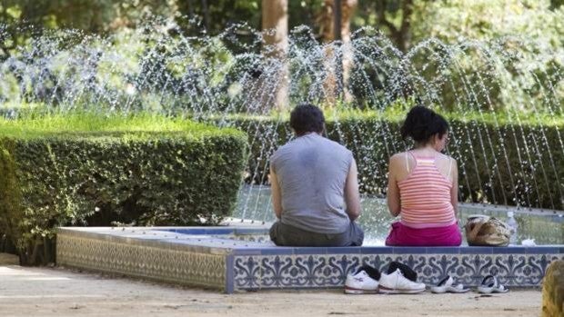 Consejos para sobrellevar la ola de calor: beber agua, comer ligero o evitar salir en las horas centrales