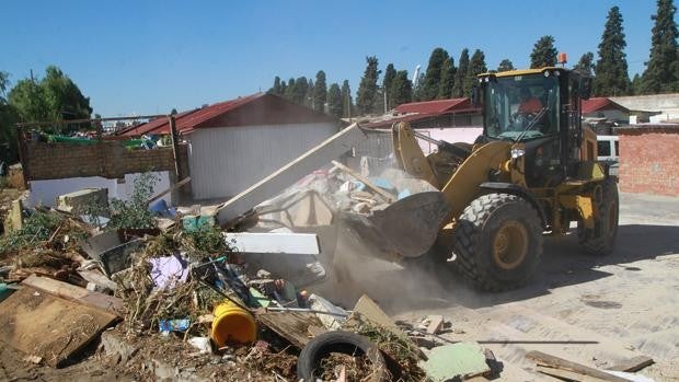 Espadas: «Urbanismo ya estudia la reordenación del parque de El Vacie, que no quedará abandonado»