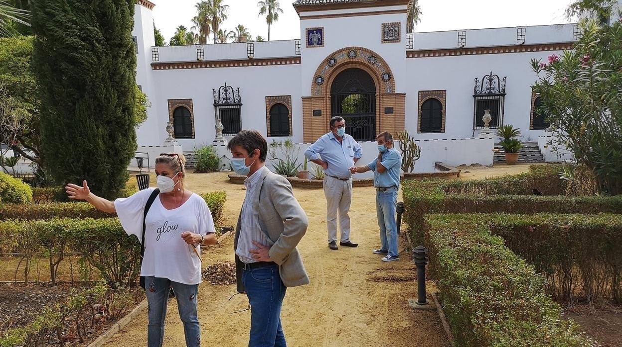 El delegado municipal de Transición Ecológica y Deportes, David Guevara, ha realizado una visita de supervisión de las obras