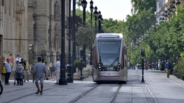 Las ideas de Espadas para el transporte público, meros sucedáneos del metro