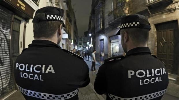 El Ayuntamiento de Sevilla aprueba la convocatoria para incorporar 102 nuevos agentes de Policía Local