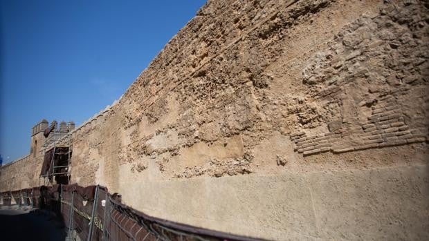 La muralla de Sevilla era blanca