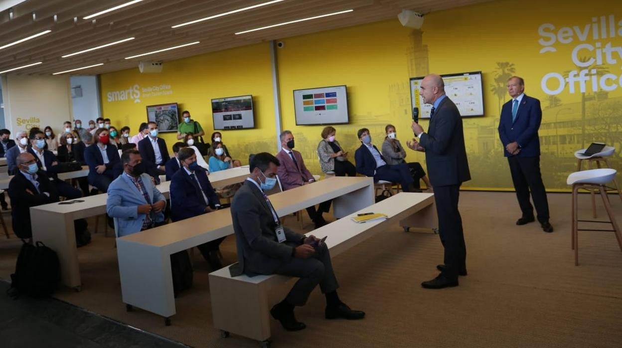 Antonio Muñoz, en la presentación de la nueva oficina de turismo en Fibes