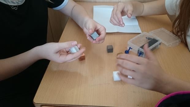 Los colegios e institutos de Sevilla ya enseñan investigación aeroespacial