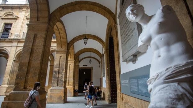 La Universidad de Sevilla aumenta su oferta de movilidad internacional con más de 6.000 plazas