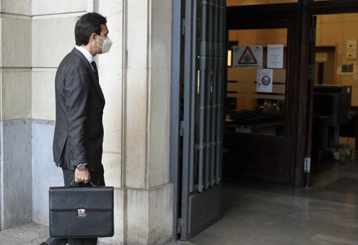 Juan María González, durante uno de los de días de juicio en la Audiencia de Sevilla