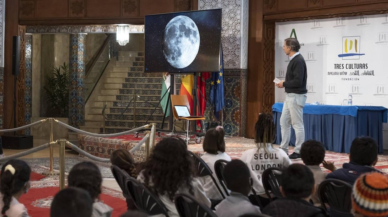 La Fundación Tres Culturas acerca a los niños de Sevilla a la diversidad cultural