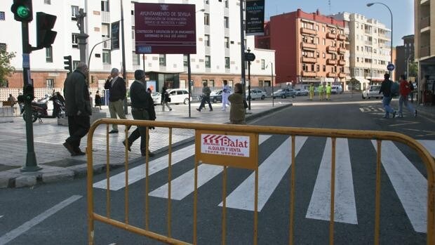 El último presupuesto de Juan Espadas tampoco incluye dinero para parkings en Sevilla