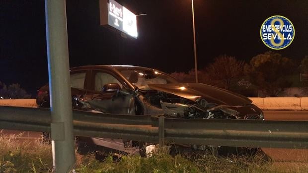 Un conductor con el doble de tasa de alcoholemia sale ileso de un choque en la Ronda Urbana Norte de Sevilla