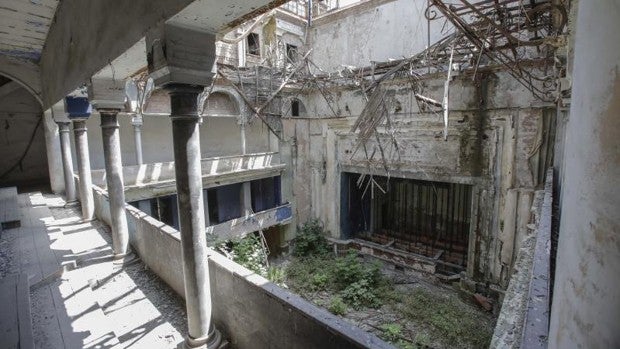 Patrimonio da luz verde al hotel del cine Trajano, catalogado como BIC