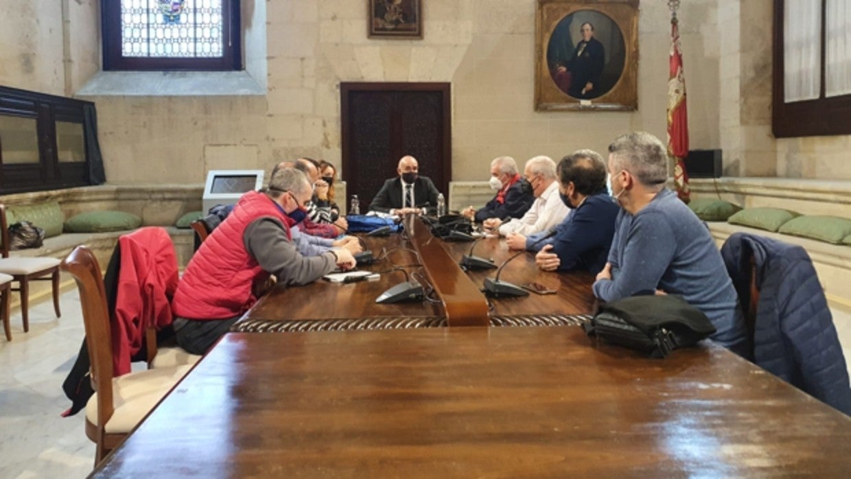 La reunión de Antonio Muñoz con los sindicatos del Ayuntamiento tuvo lugar este martes