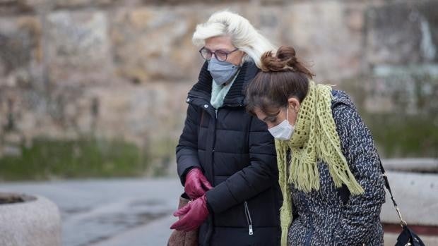 El tiempo en Sevilla: el frío de las primeras horas de este domingo dará paso a la posibilidad de lluvia