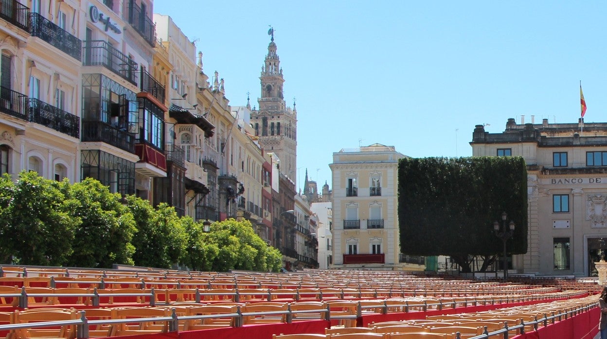 Los palcos de la Carrera Oficial