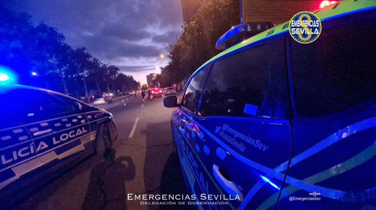 Control de la Policía Local en las calles de Sevilla