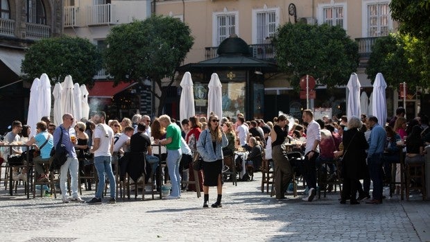 Sevilla cierra un puente de Andalucía con signos de la recuperación turística definitiva