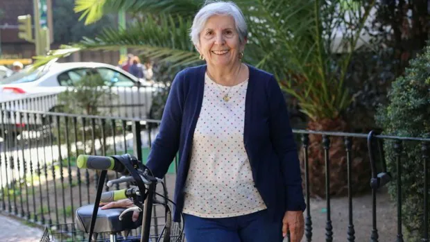 «Tengo 75 años y voy en triciclo a la Universidad, pero el botoncito rojo me da tranquilidad»