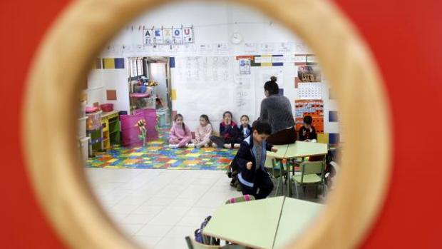 Los colegios sevillanos cada vez tienen menos niños: en cuatro años han perdido casi 13.000 escolares