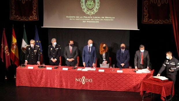 El Ayuntamiento de Sevilla incorpora 91 nuevos agentes de Policía Local para reforzar los barrios