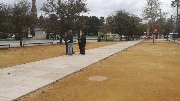 Terminan las obras del antiguo aparcamiento entre la Universidad de Sevilla y la glorieta del Cid