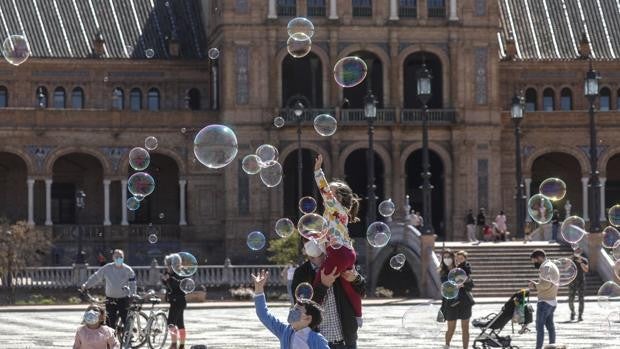 El tiempo en Sevilla: uno de los inviernos más secos se despide con lluvias