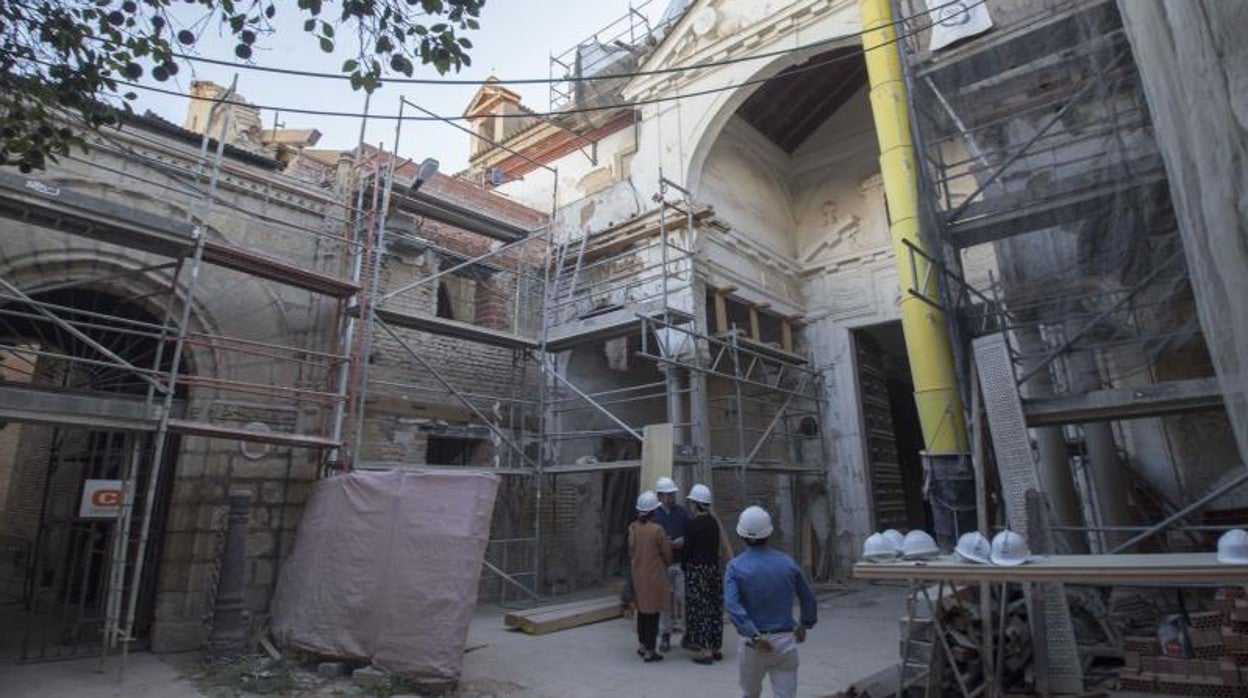 Uno de los últimos trabajos de rehabilitación en el convento de Santa Clara