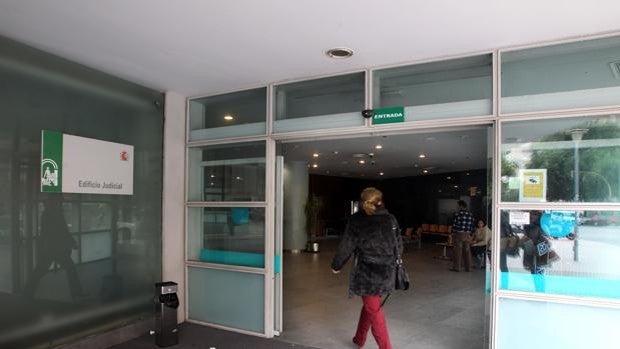 Absuelven por segunda vez a una vecina de Sevilla que denunció a su exmarido hasta doce veces