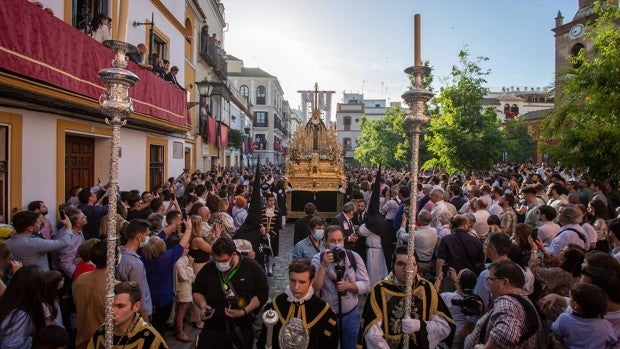 El impacto económico y turístico de la Semana Santa de Sevilla, como en 2019