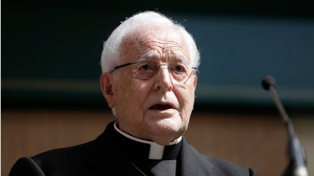 Muere el cardenal Carlos Amigo Vallejo